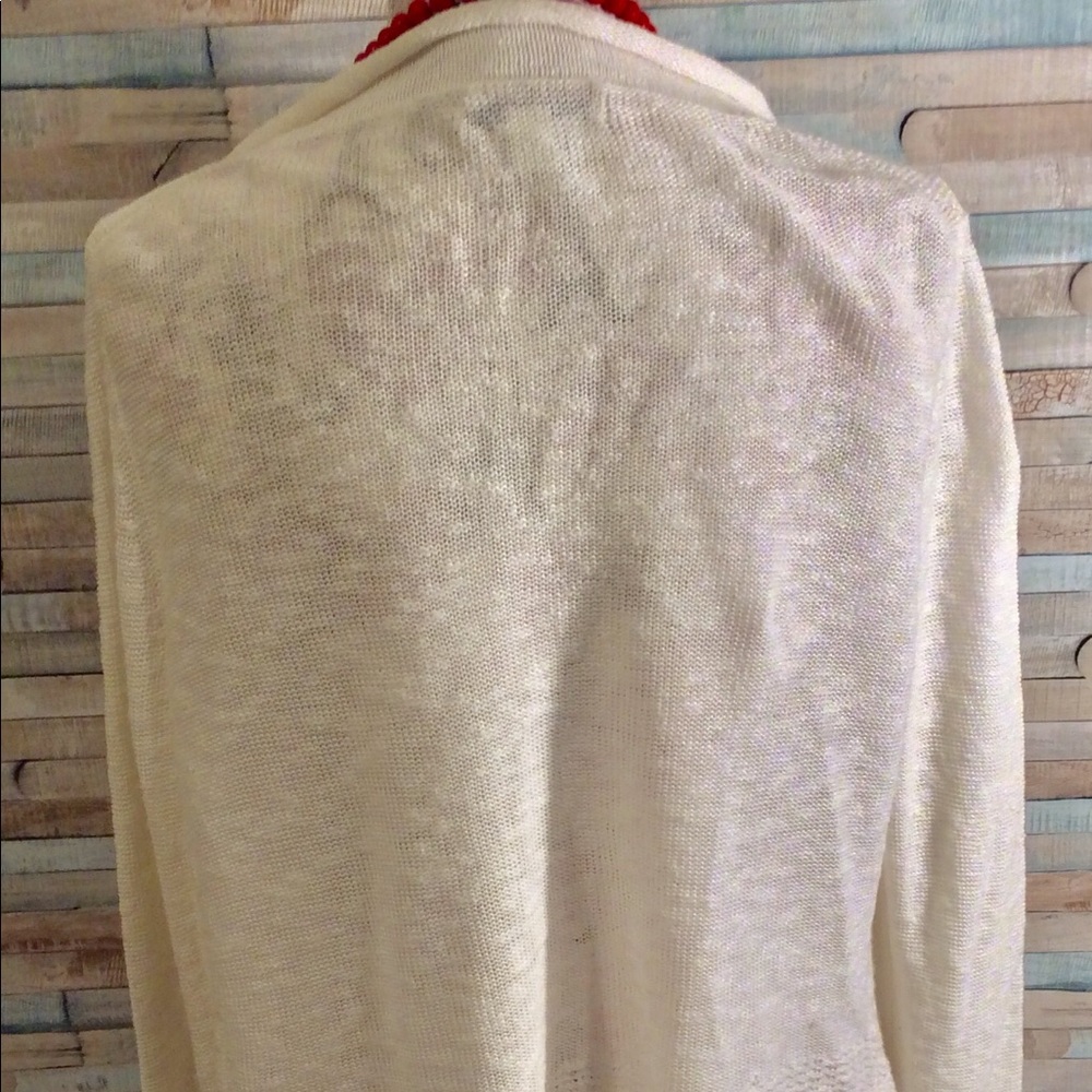 Banana Republic Women M Cream cardigan sweater - Picture 3 of 3